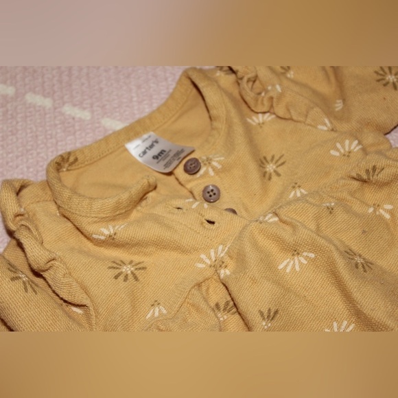 Carters Baby Girl 9 month One Piece Outfits Floral Design Fleece - Picture 2 of 4